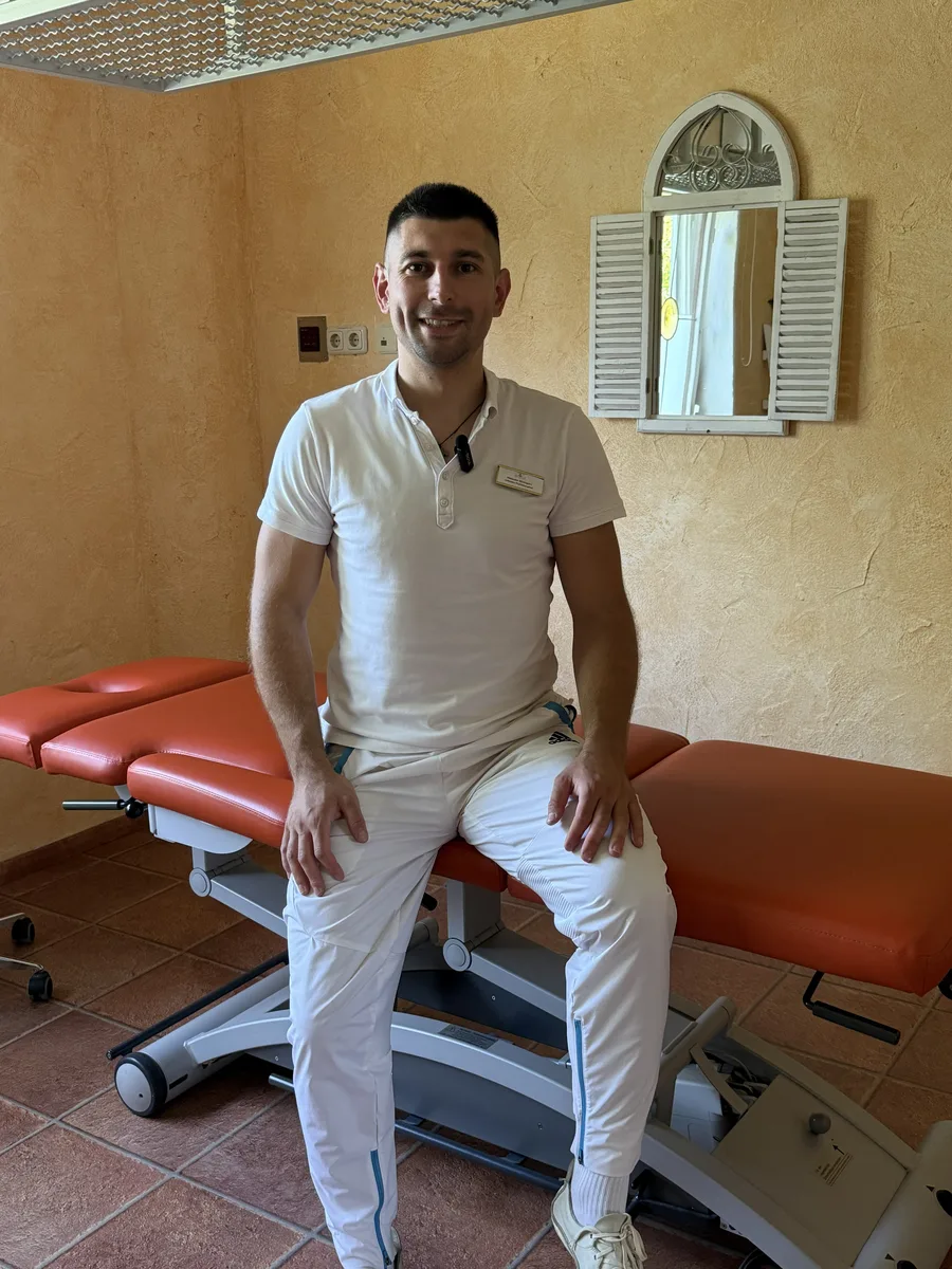 Alexander, Leiter der Physiotherapie im Schlossberghof